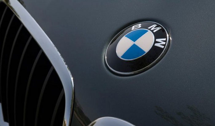 BMW povlači skoro 14.000 vozila u Holandiji