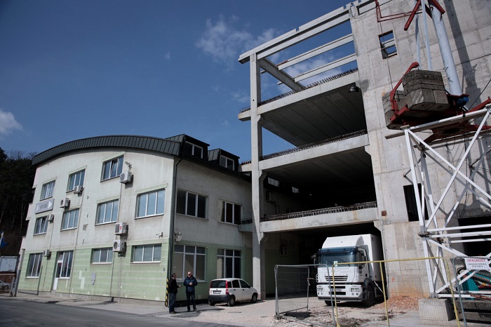 Investitor teško optužuje Širbegovića: “Sfušerio” objekat, pa pokušao sve prikriti