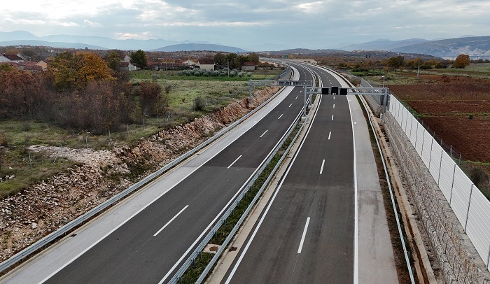 Sutra se potpisuje ugovor za gradnju brze ceste kroz “Dolinu milionera”