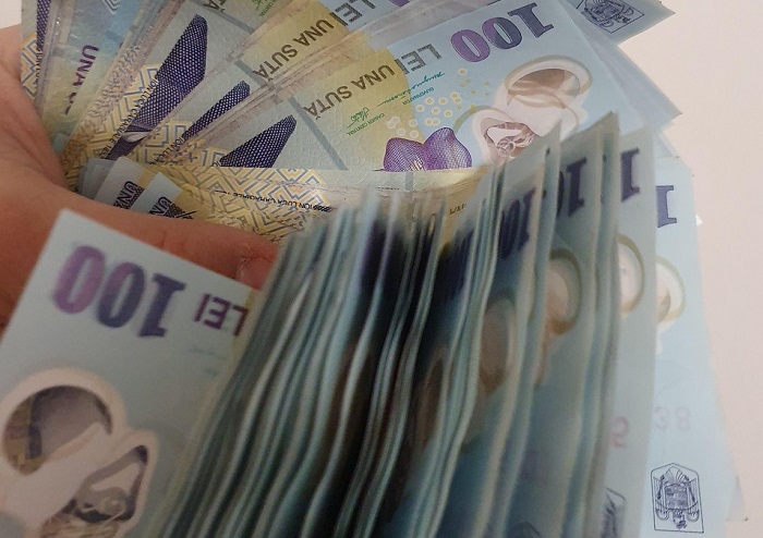 Rumunska valuta pala na istorijski minimum usred političkih previranja