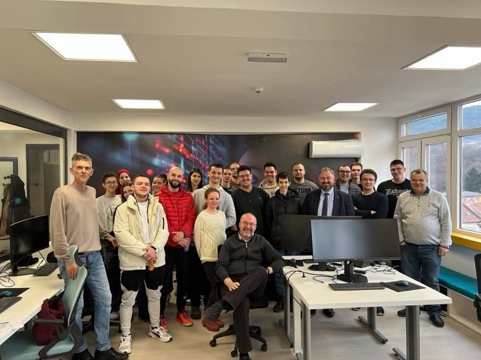 Zavidovići i Maglaj dobijaju moderne IT HUB-ove
