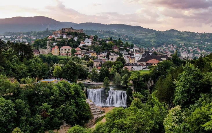 Večeras počinje 6. Desant u Jajcu